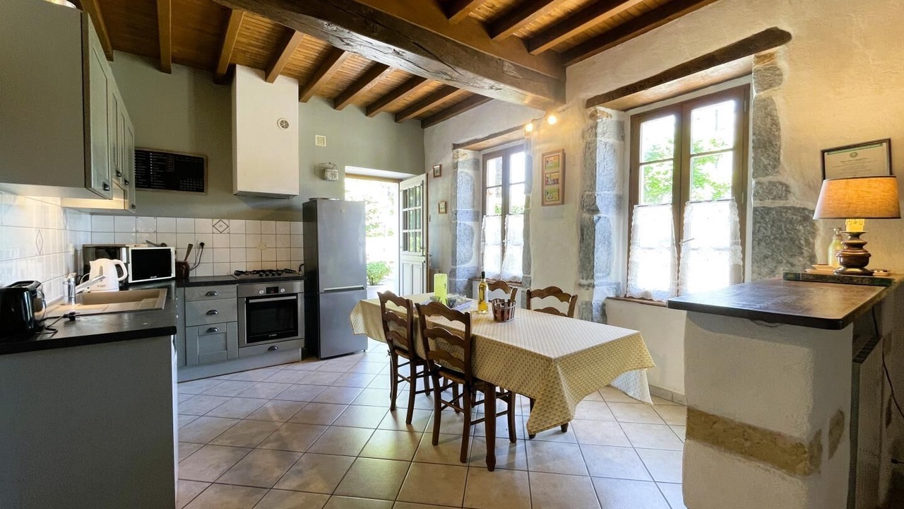 Photo of Kitchen in Boeil-Bezing