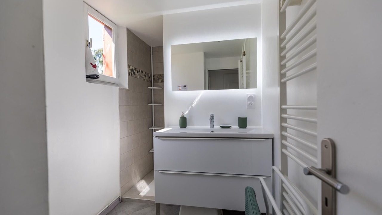 Photo of Bathroom in Belis