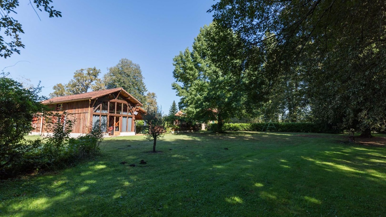 Photo of Outdoor in Belis