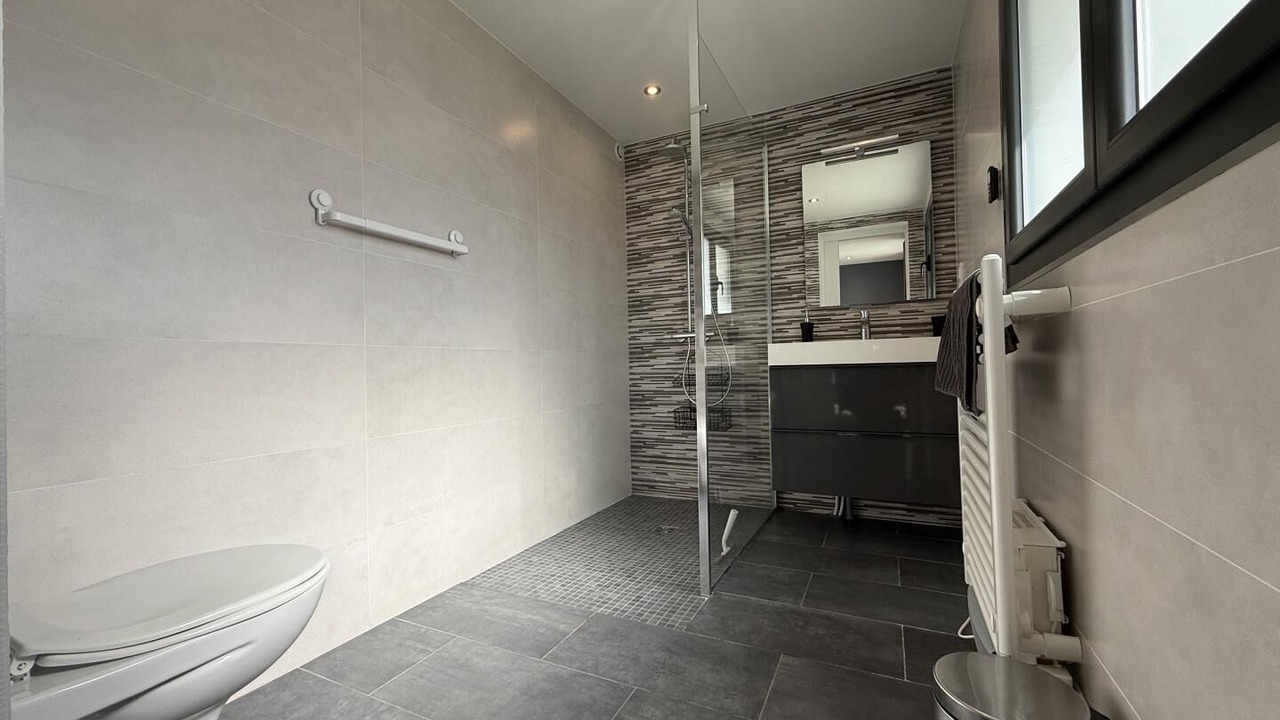 Photo of Bathroom in Souraide