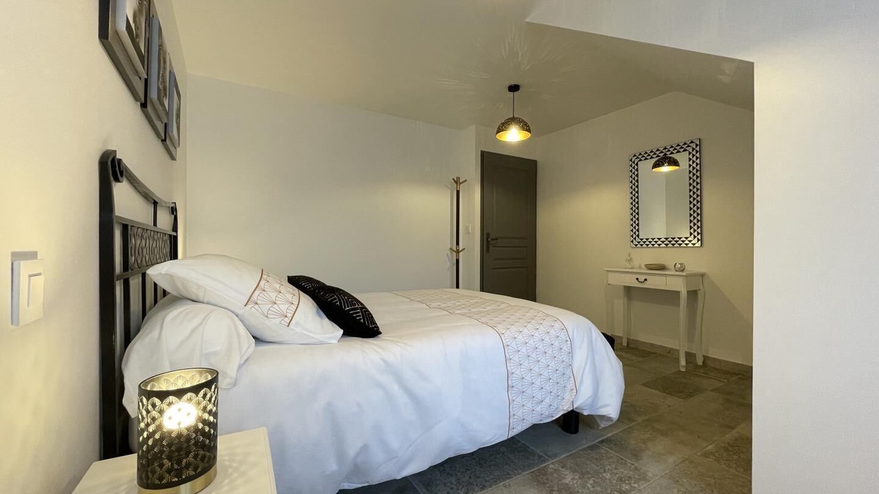 Photo of Bedroom in Souraide
