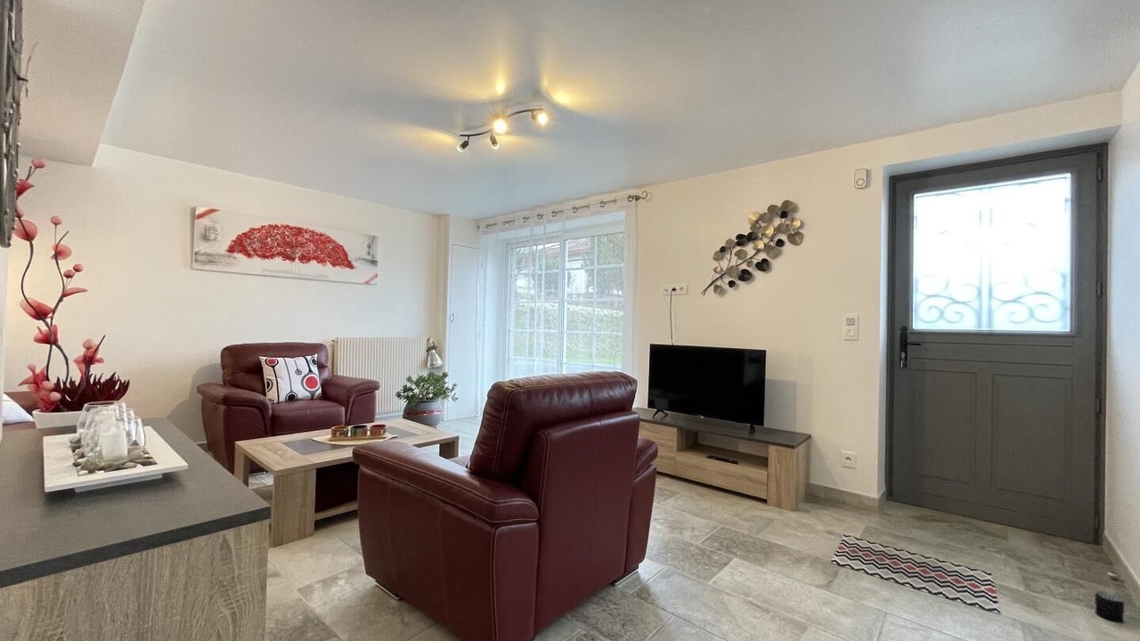 Photo of Livingroom in Souraide