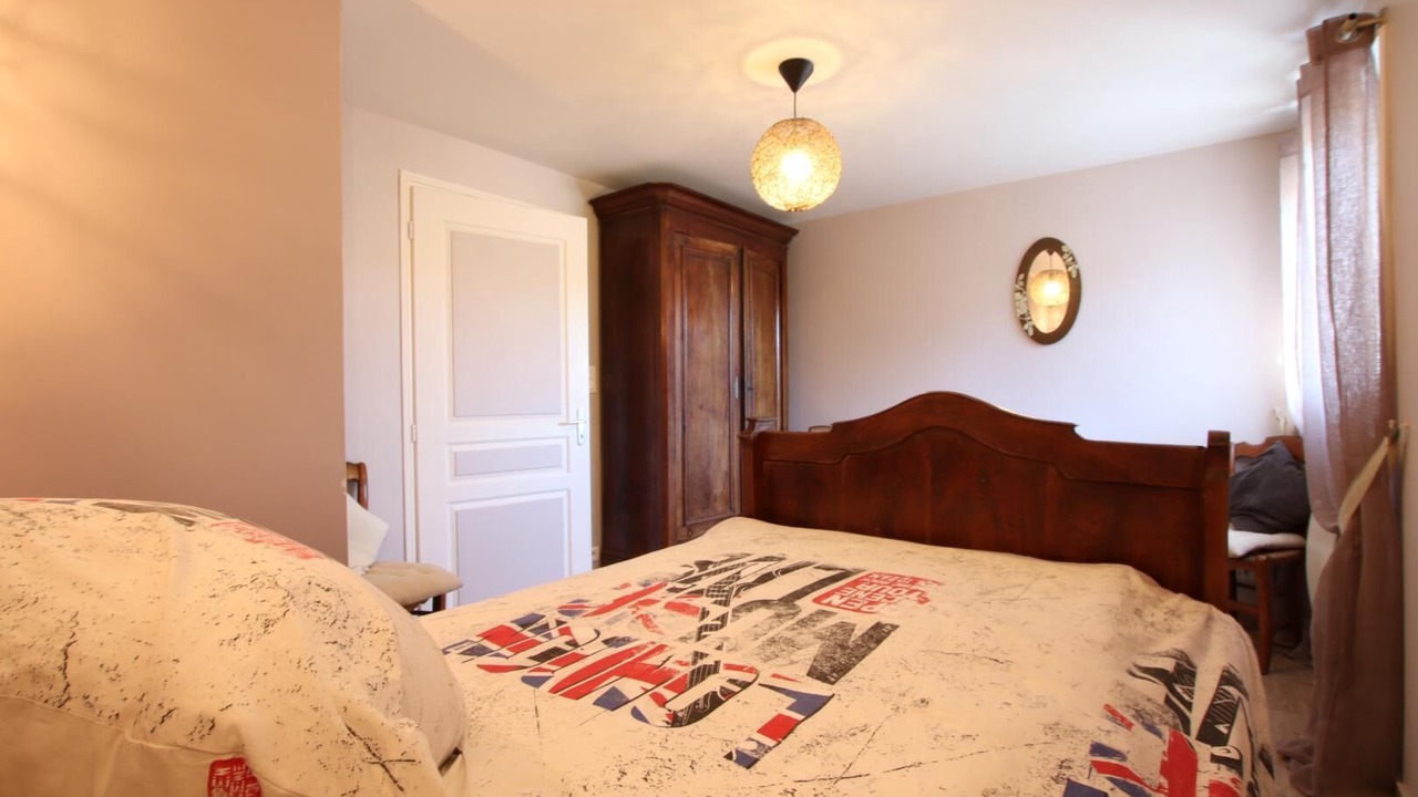 Photo of Bedroom in Mouguerre