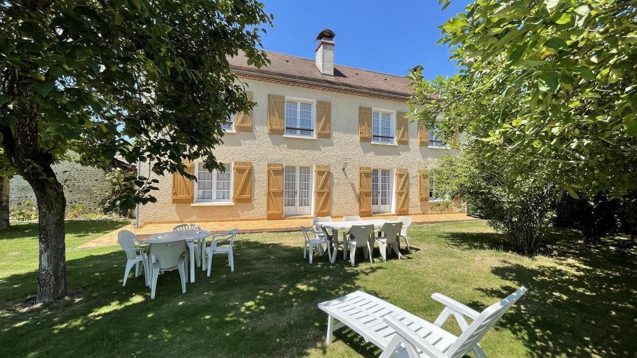 Photo of Outdoor in Theze