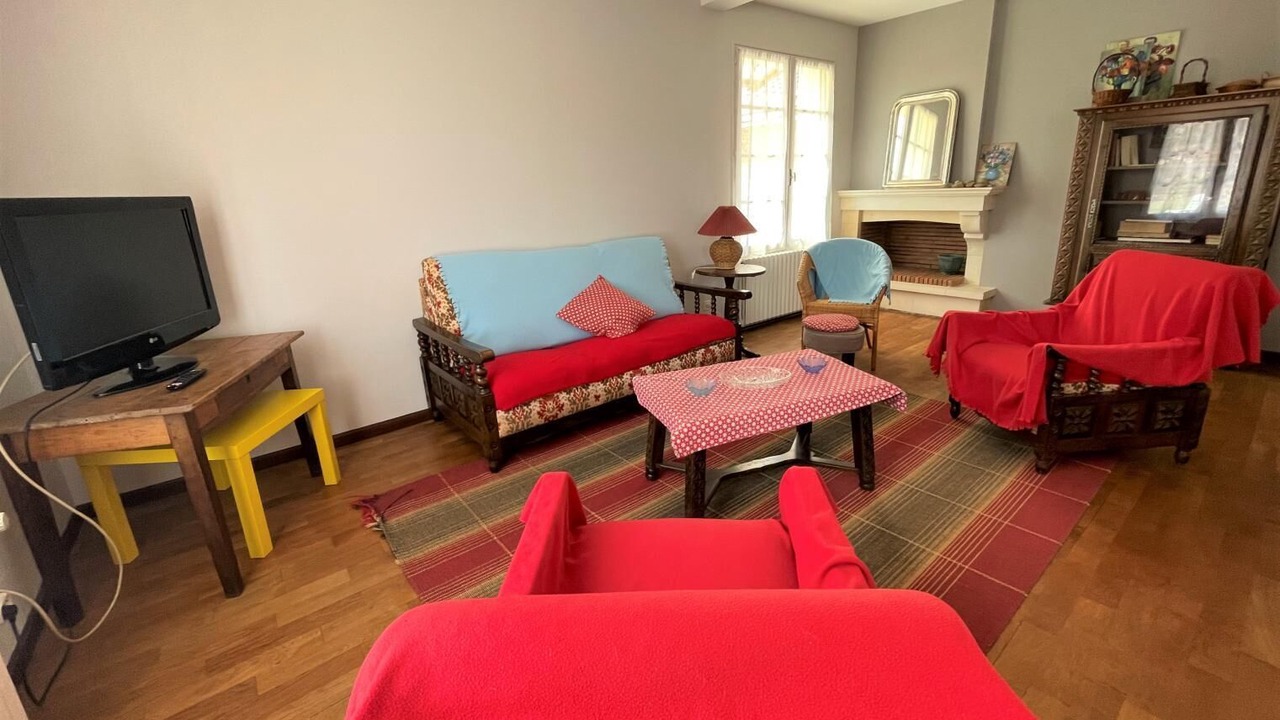 Photo of Livingroom in Theze