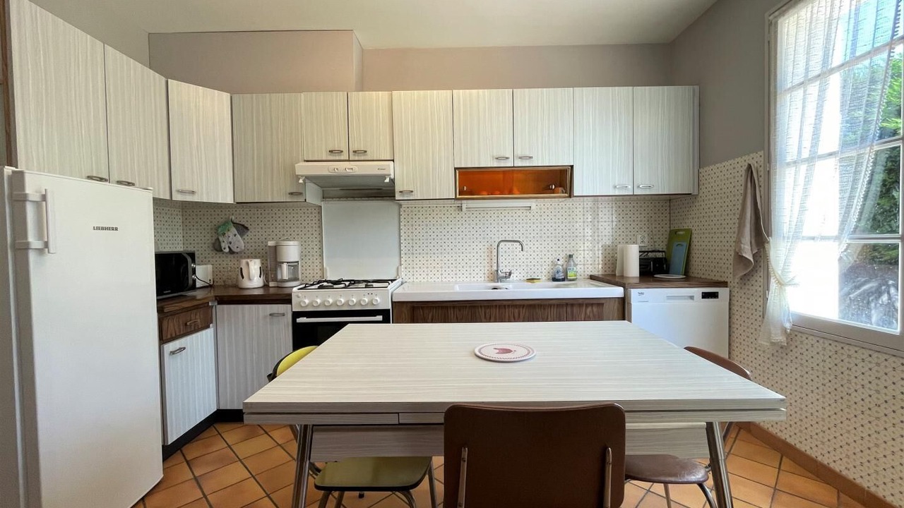 Photo of Kitchen in Theze