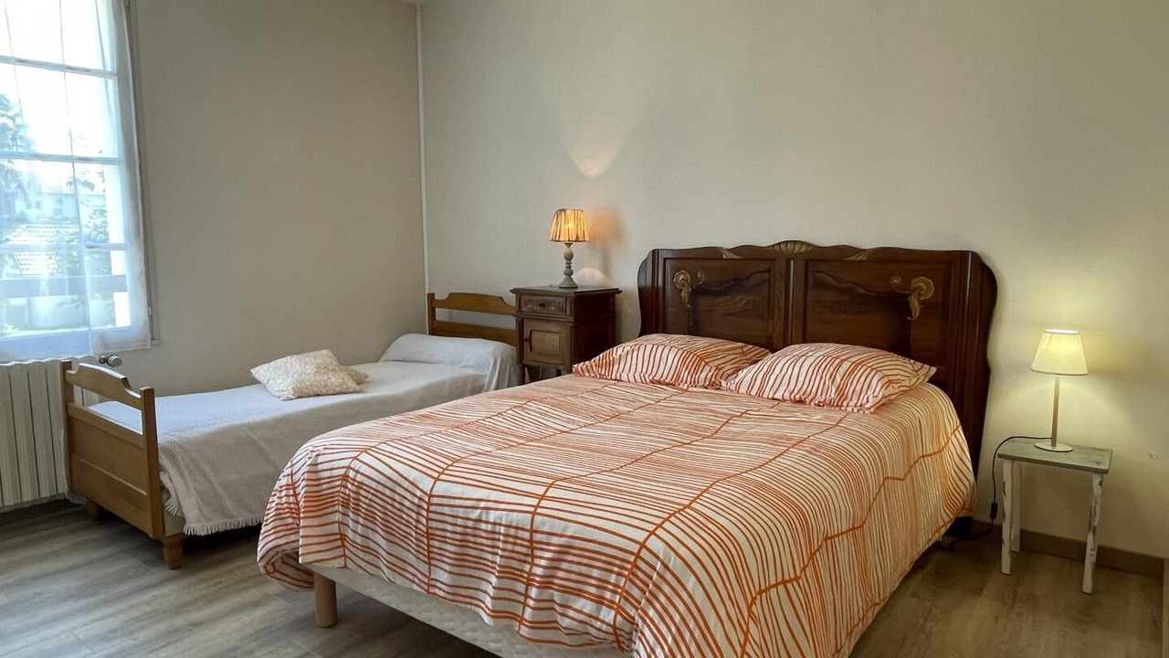 Photo of Bedroom in Theze