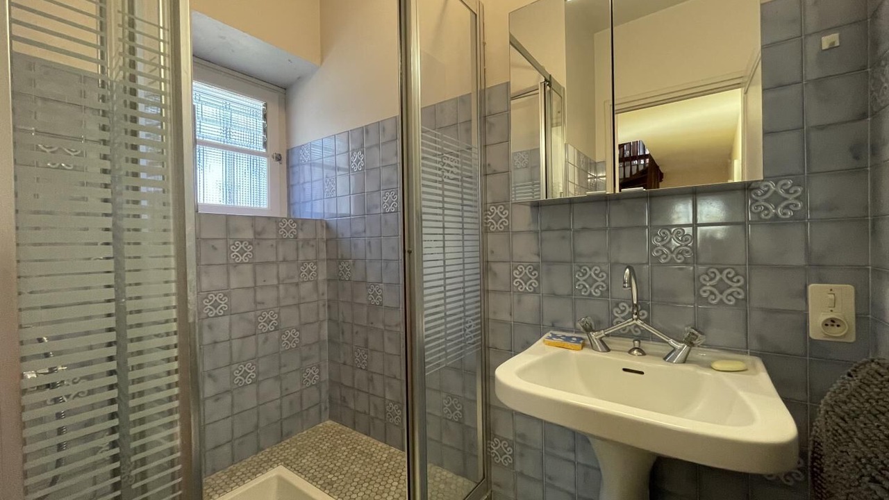 Photo of Bathroom in Theze