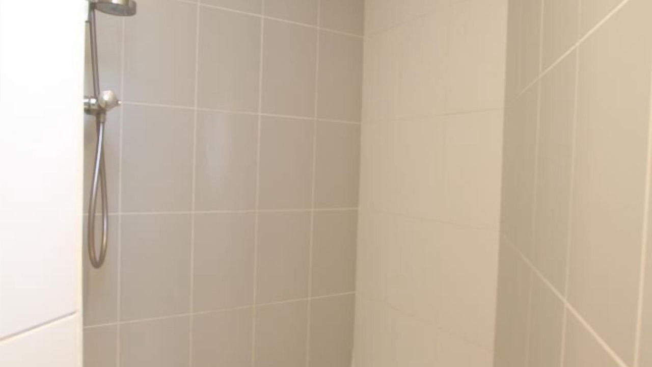 Photo of Bathroom in Lahonce