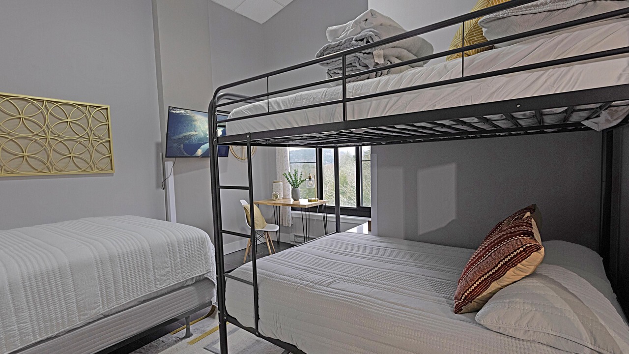 Photo of Bedroom in Snowshoe
