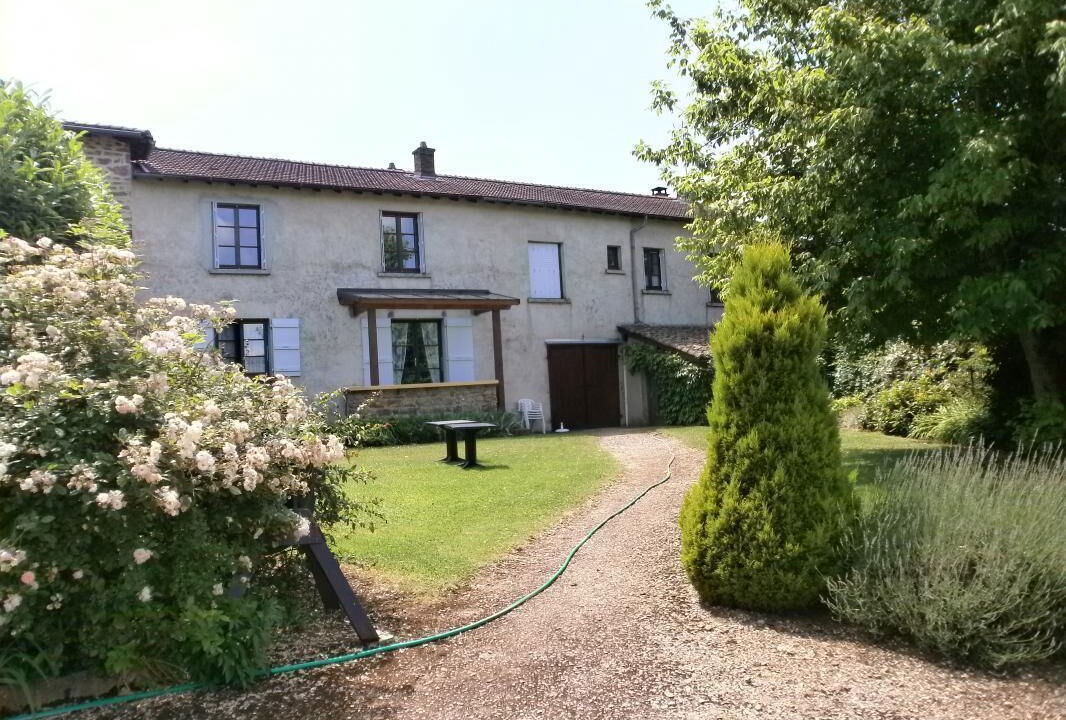 Photo of Outdoor in Leynes