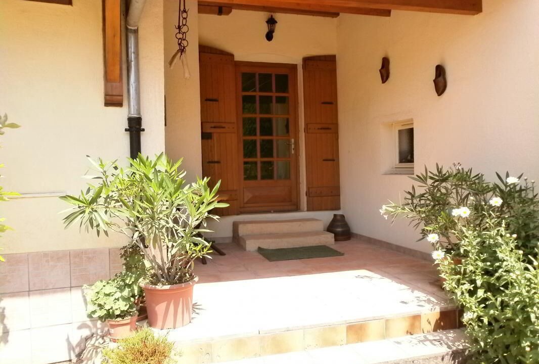 Photo of Outdoor in Leynes