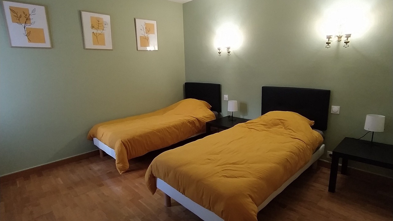 Photo of Bedroom in Espalion
