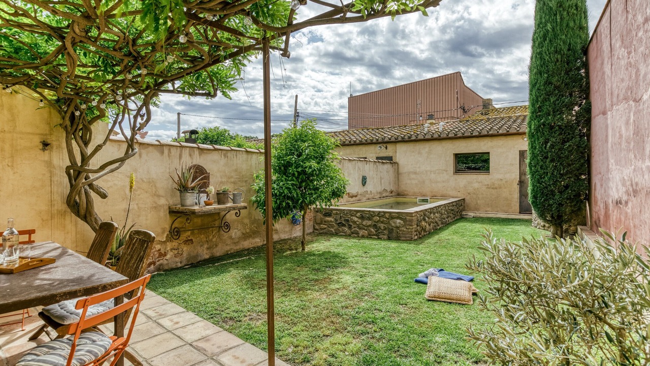 Photo of Outdoor in Riumors