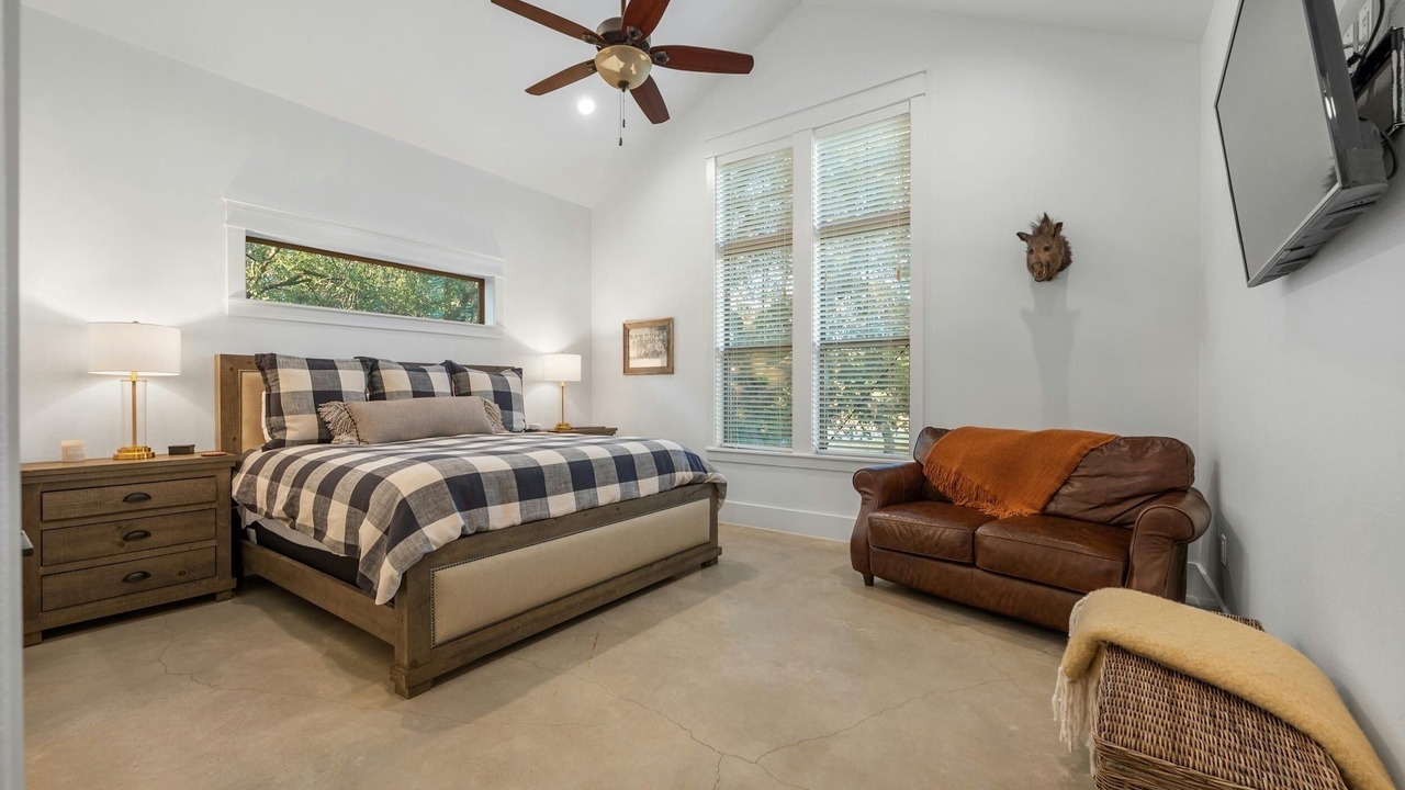 Photo of Bedroom in Horseshoe Bay