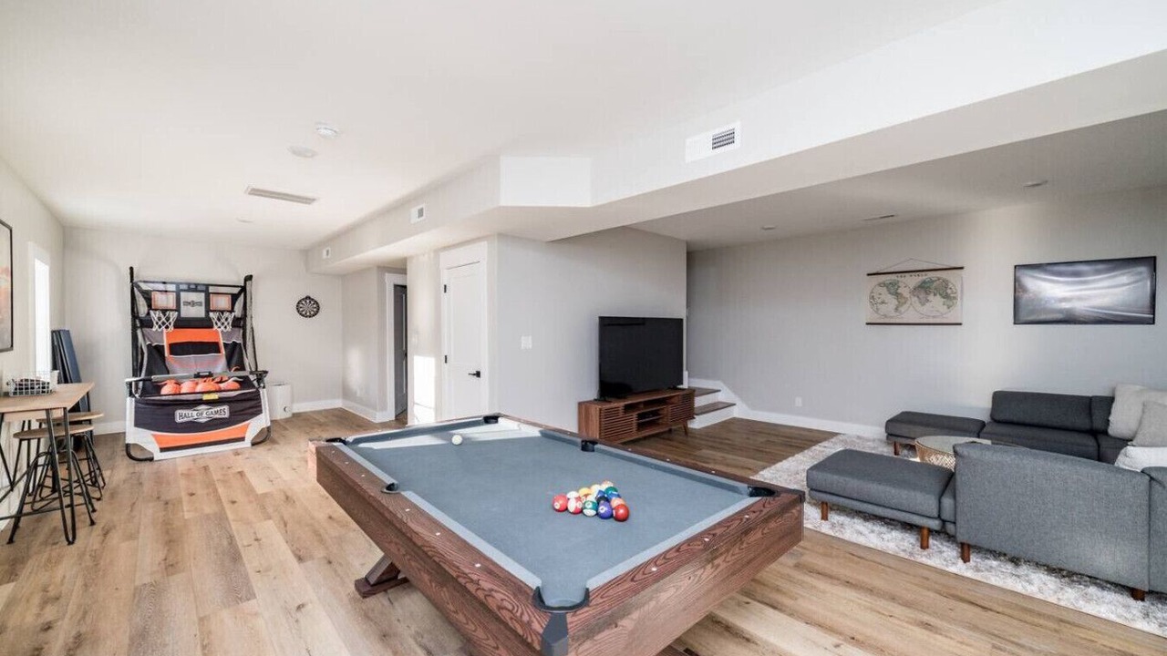 Photo of Livingroom in Madison Heights