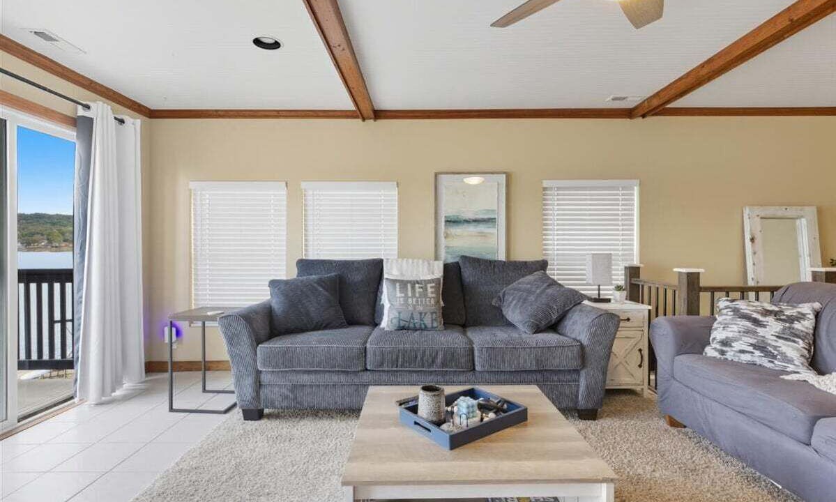 Photo of Livingroom in Gravois Mills