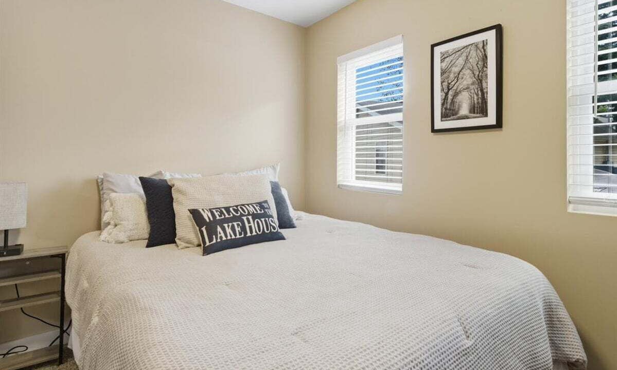 Photo of Bedroom in Gravois Mills