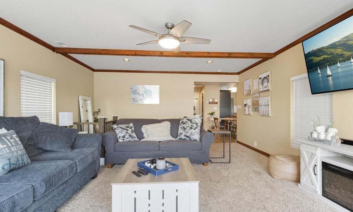 Photo of Livingroom in Gravois Mills