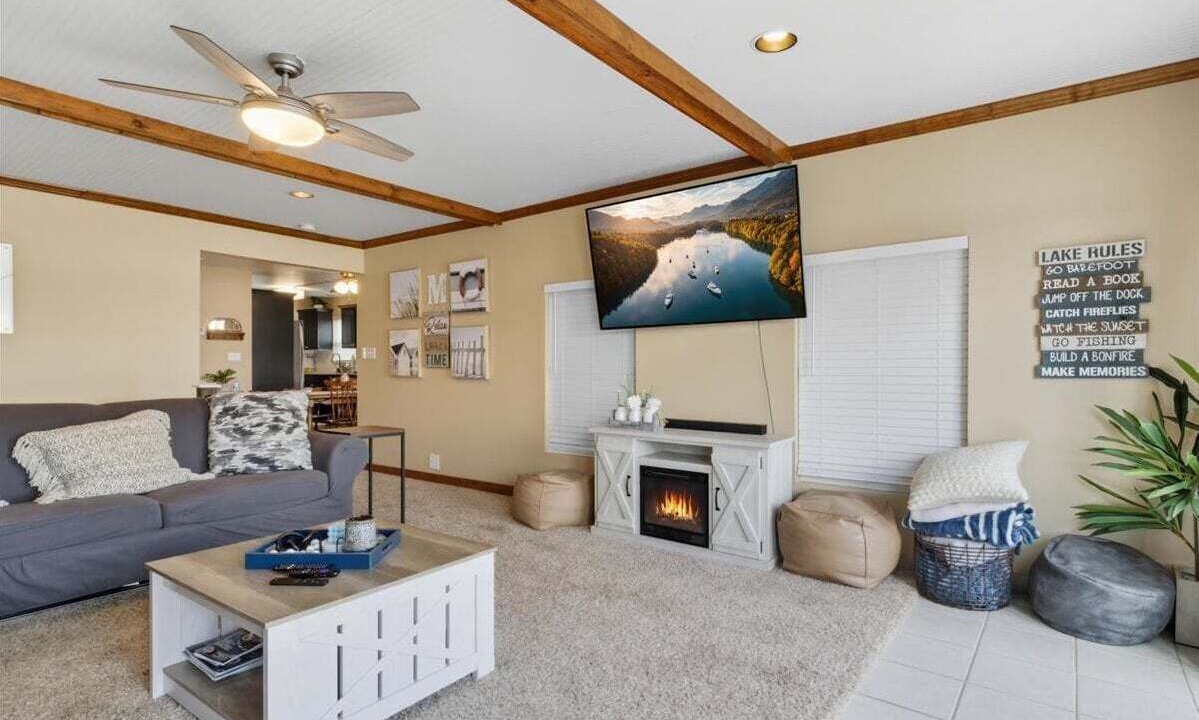 Photo of Livingroom in Gravois Mills