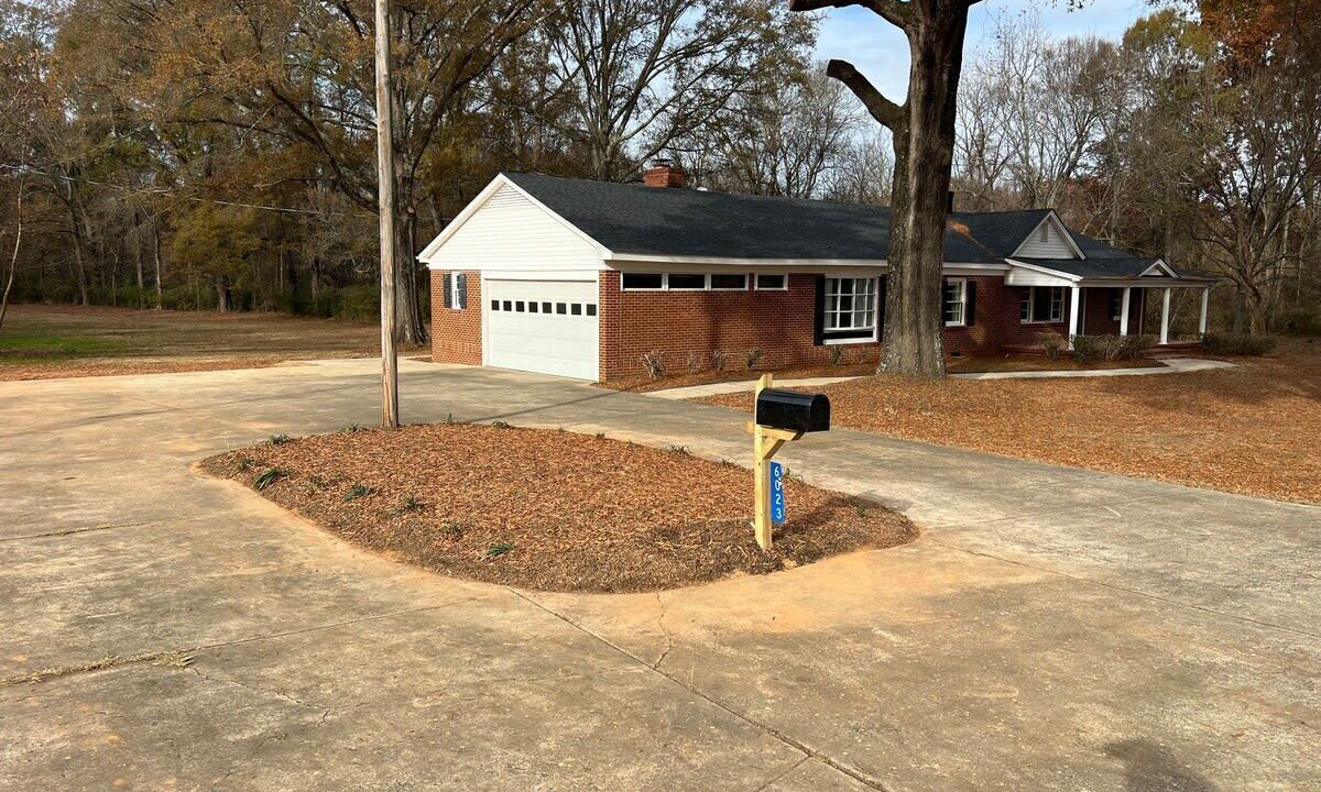 Photo of Others in Vance