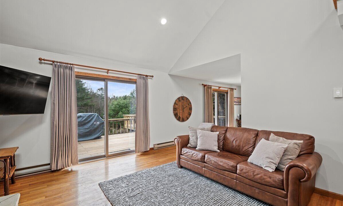 Photo of Livingroom in North Creek