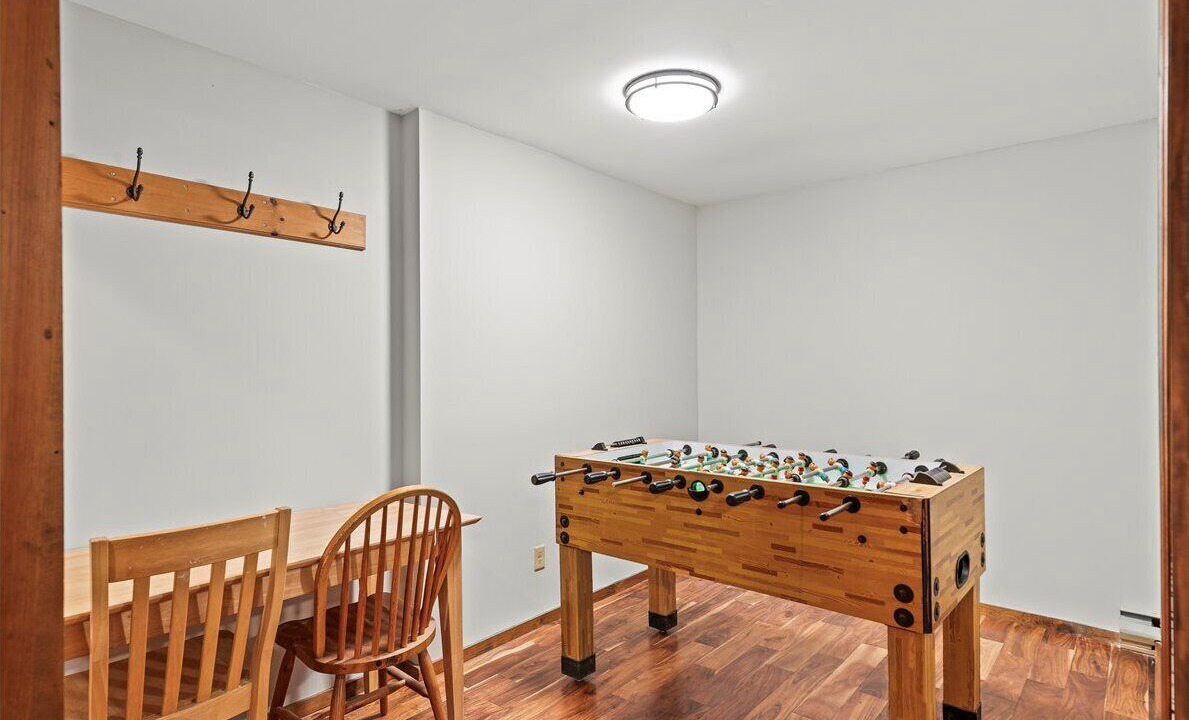 Photo of Bedroom in North Creek