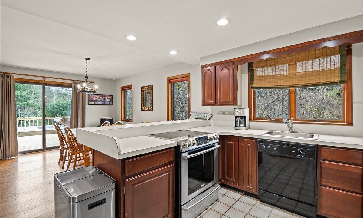 Photo of Kitchen in North Creek