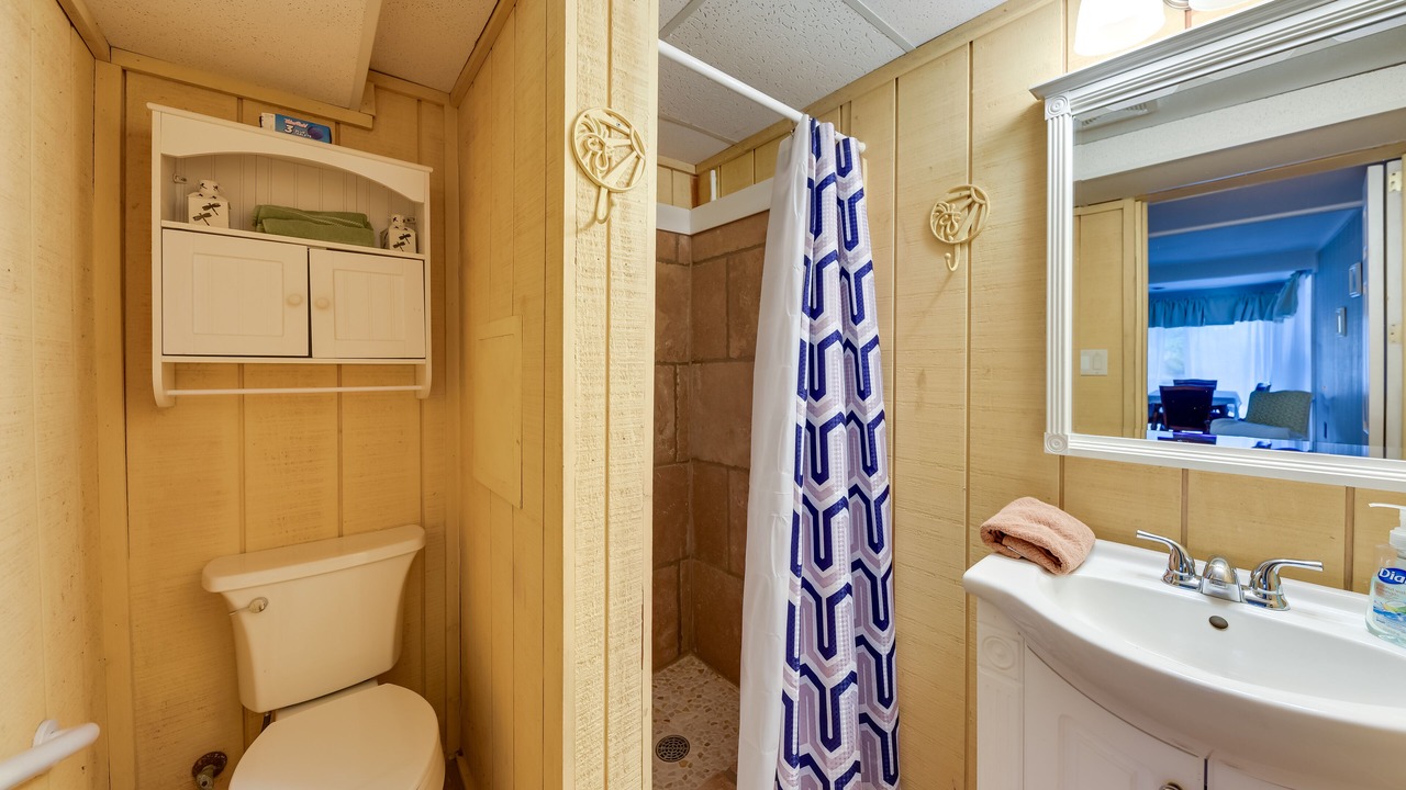 Photo of Bathroom in Paddock Lake