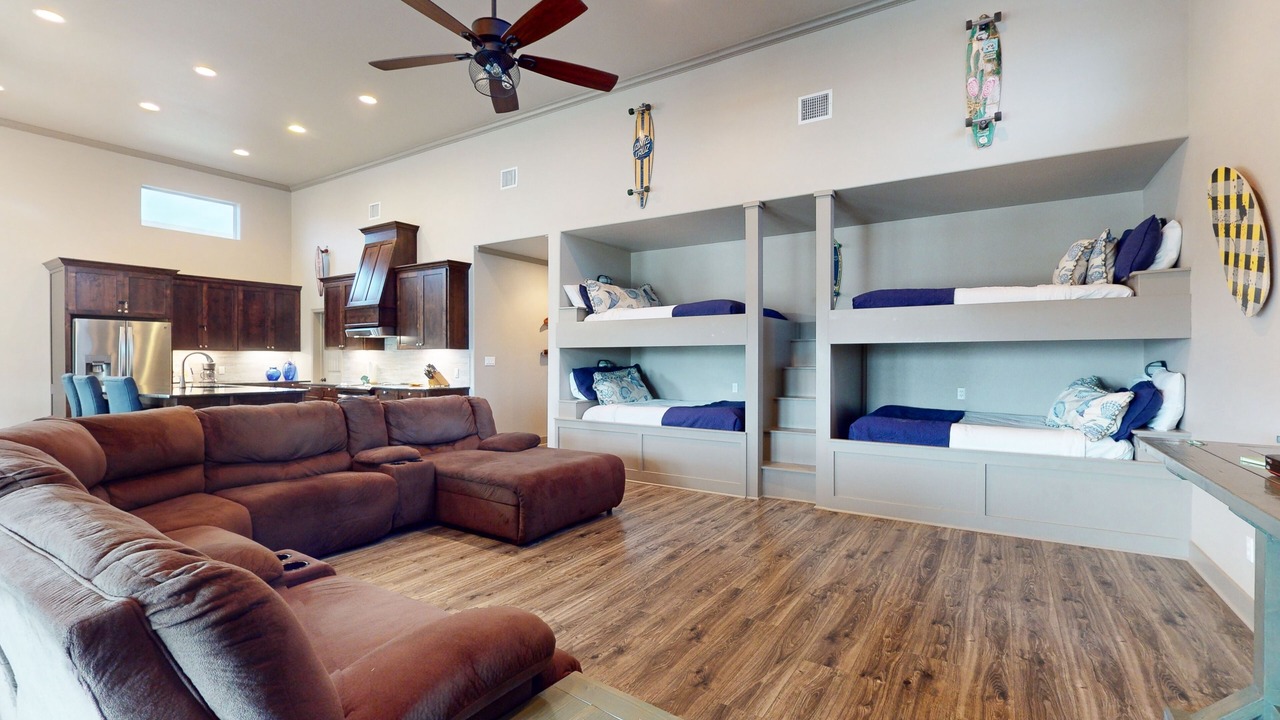 Photo of Bedroom in Leeward Sands