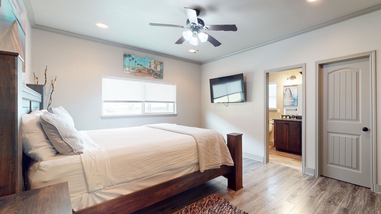 Photo of Bedroom in Leeward Sands