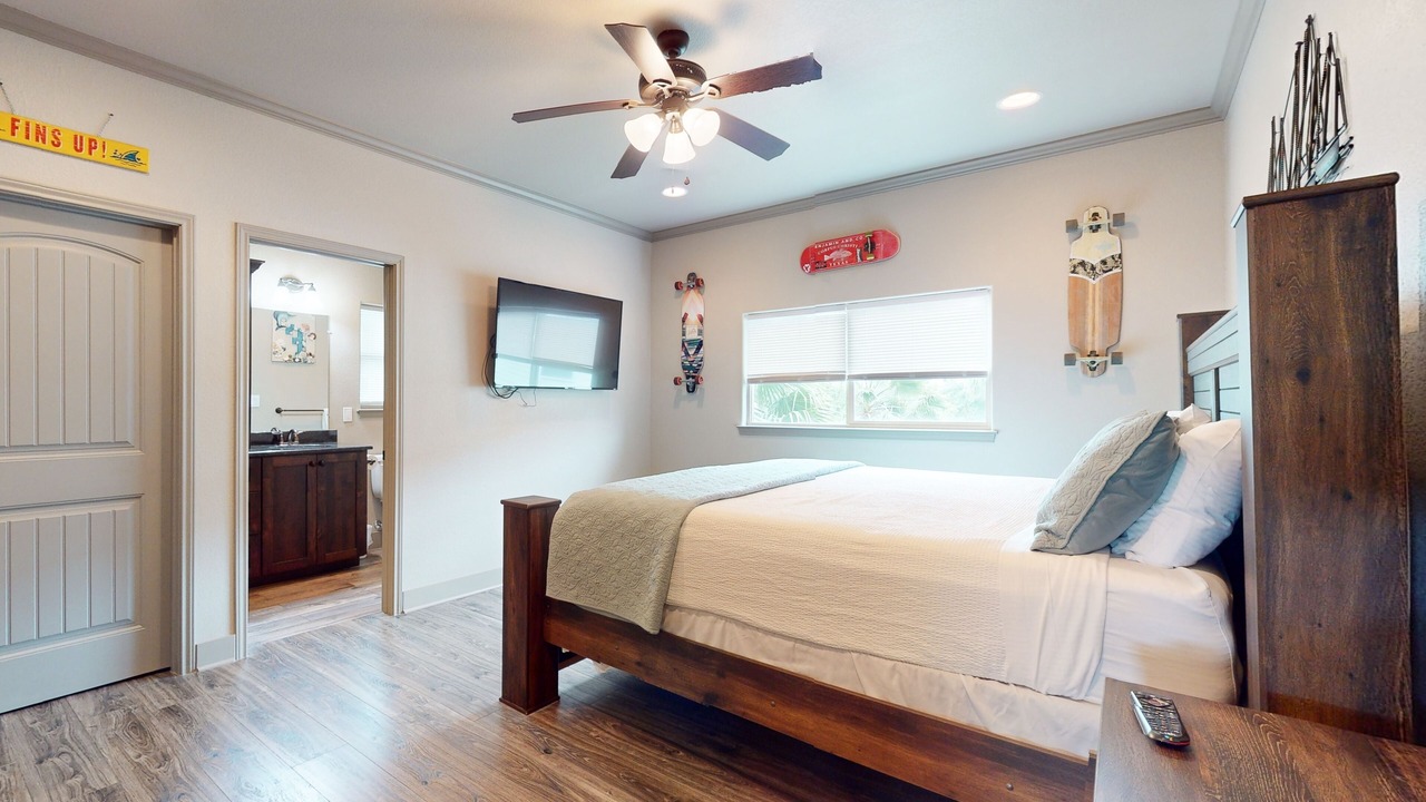 Photo of Bedroom in Leeward Sands