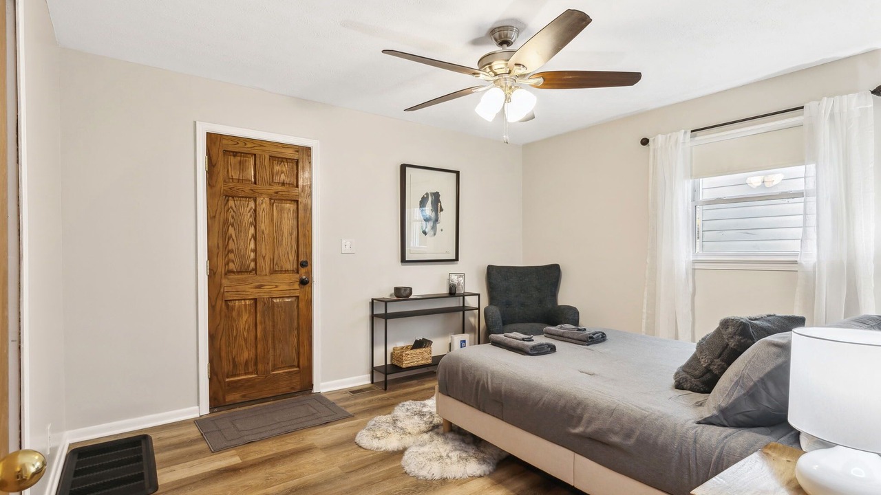 Photo of Bedroom in Cleveland Heights