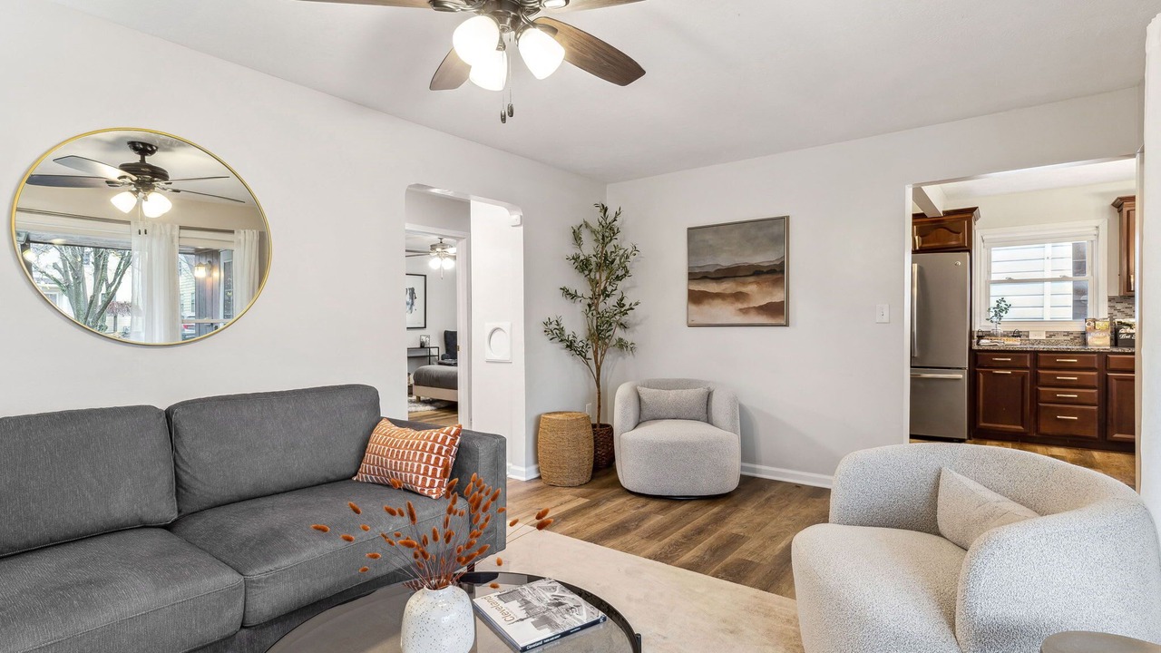 Photo of Livingroom in Cleveland Heights