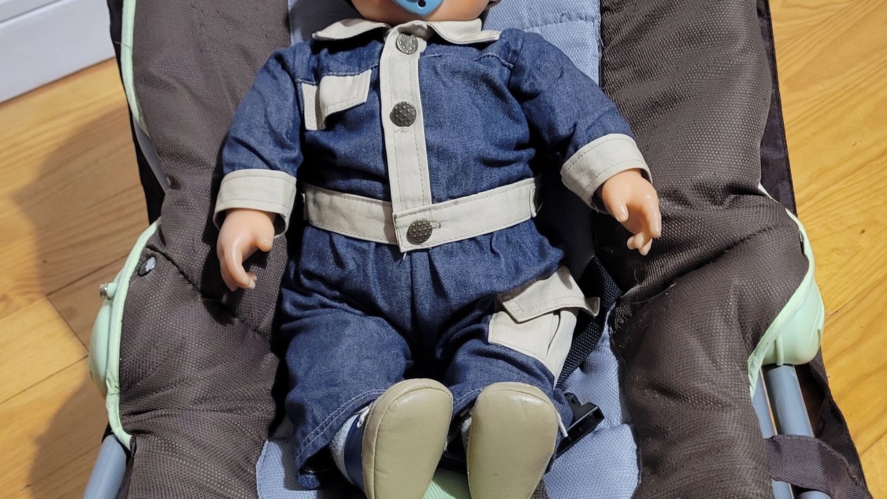 Photo of Others in Sedan