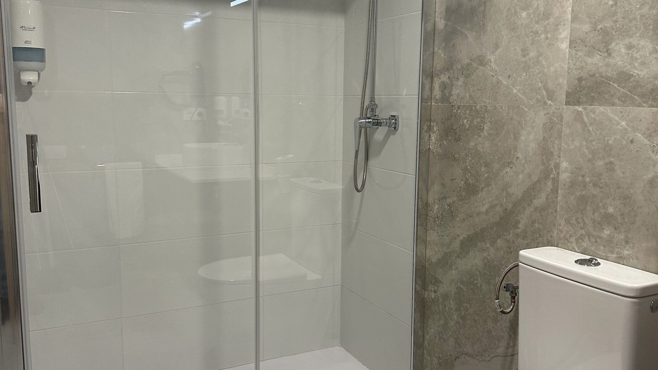 Photo of Bathroom in El Cabanyal