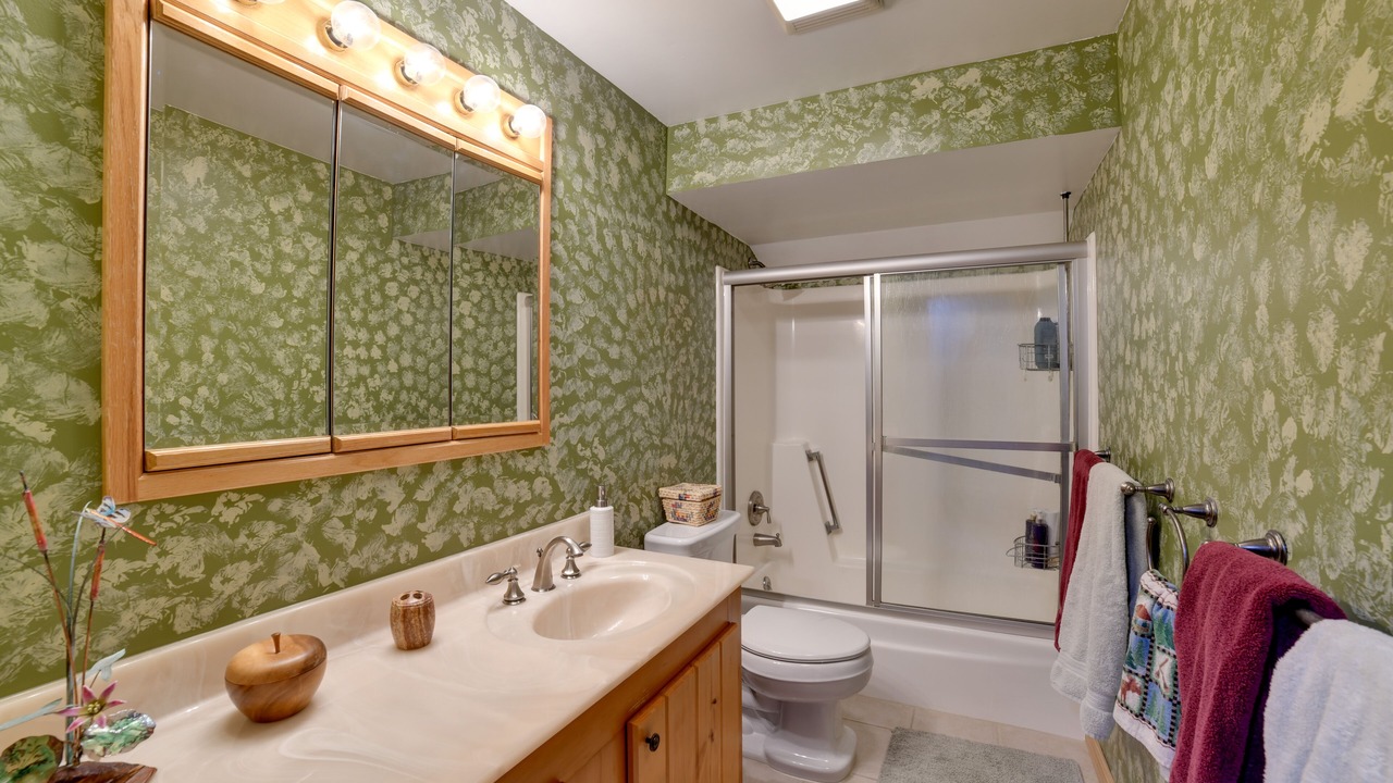 Photo of Bathroom in Dryden