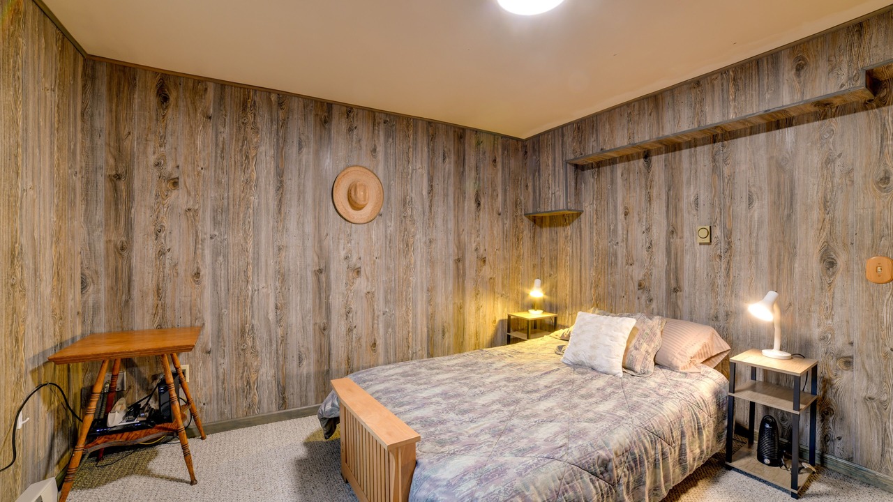 Photo of Bedroom in Dryden