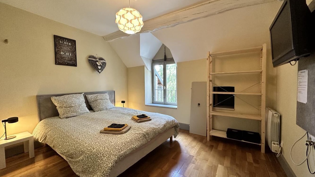 Photo of Bedroom in Essey