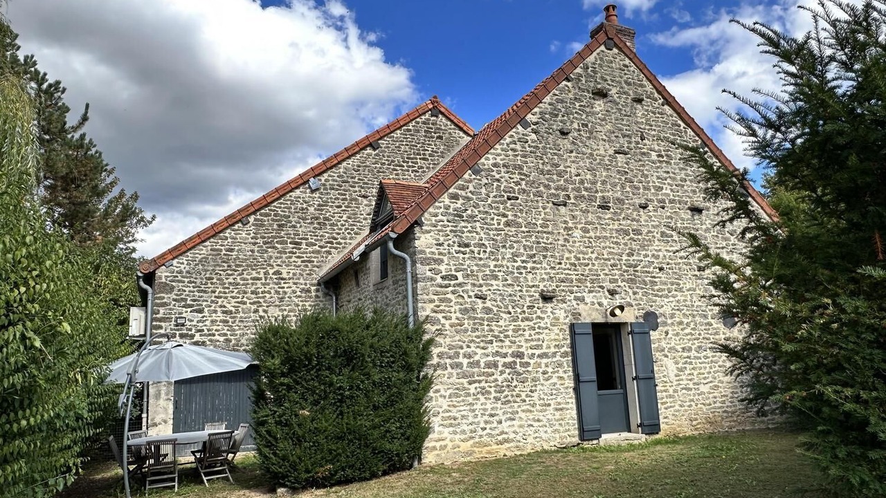 Photo of Outdoor in Essey