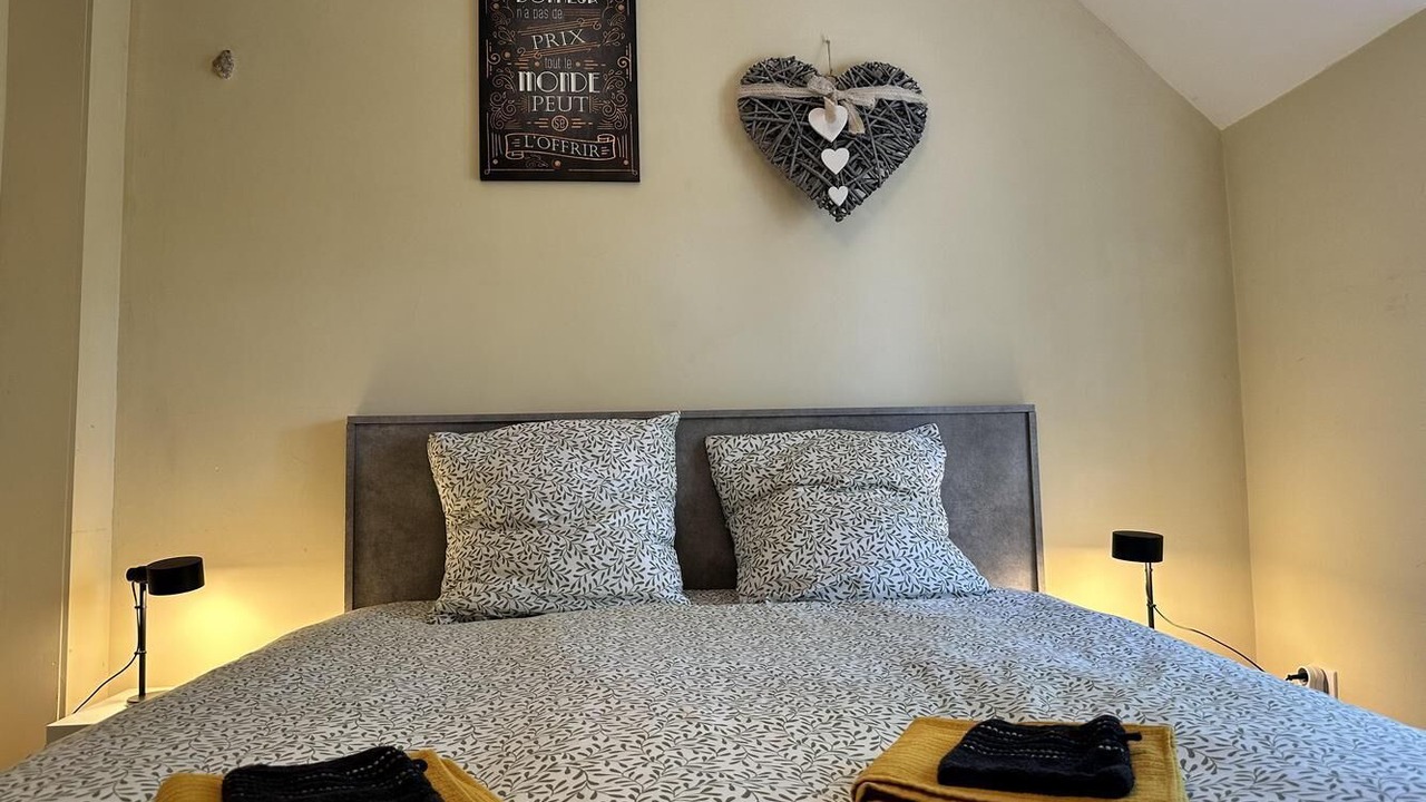 Photo of Bedroom in Essey