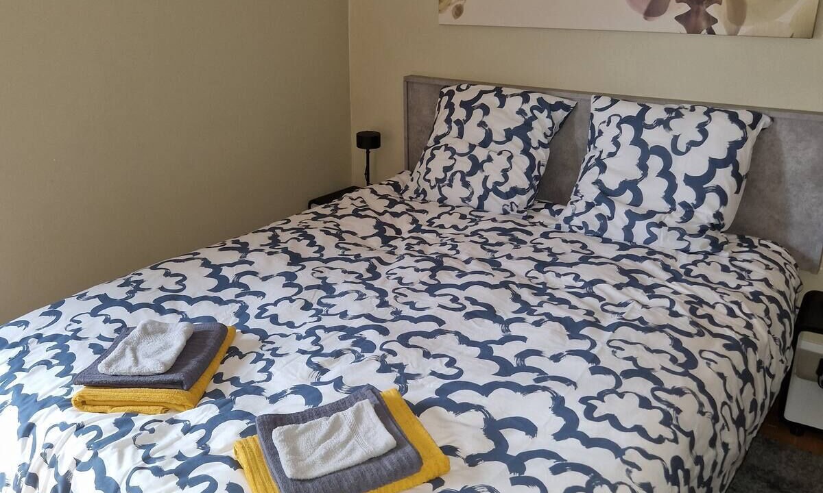 Photo of Bedroom in Essey