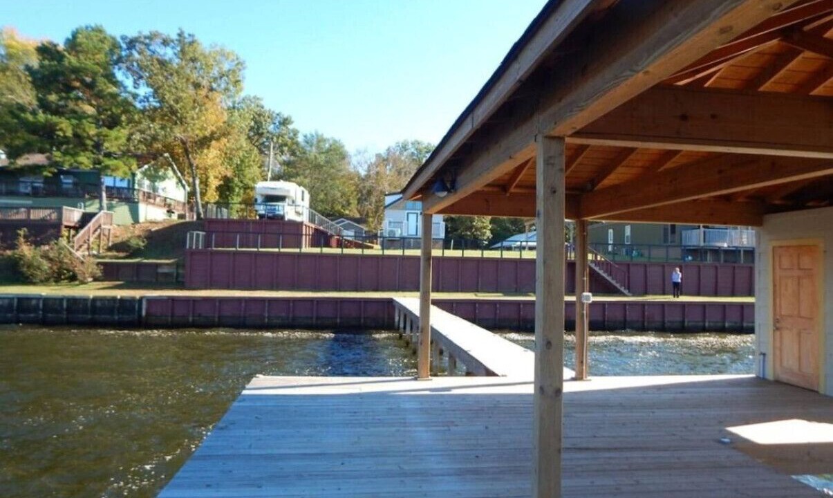 Photo of Patio Balcony in Dogwood