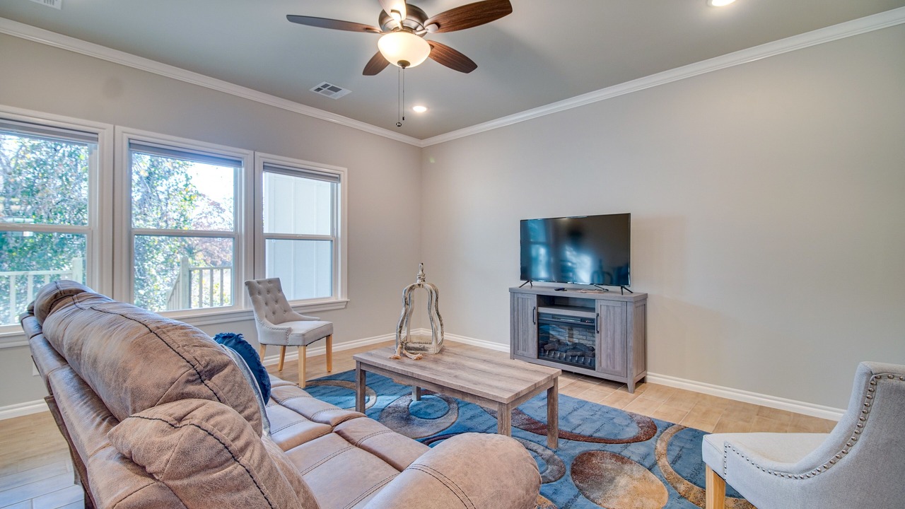 Photo of Bedroom in Grove