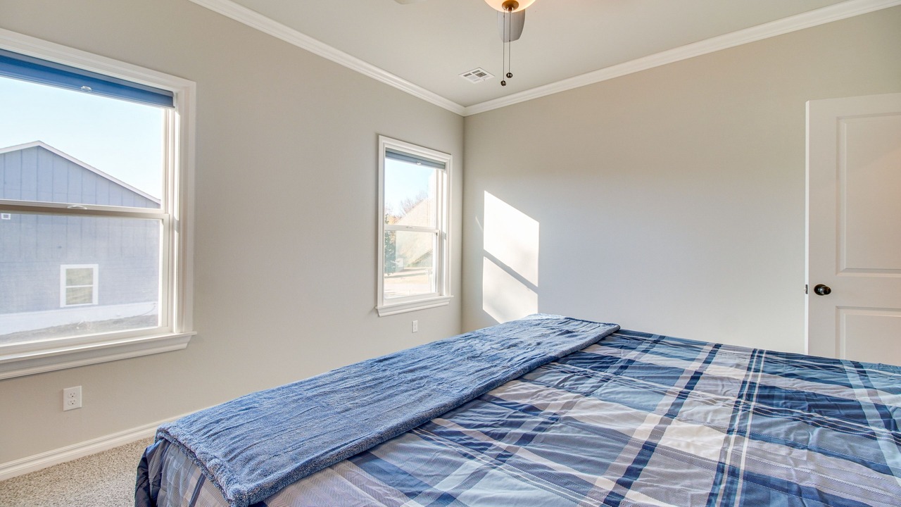 Photo of Bedroom in Grove
