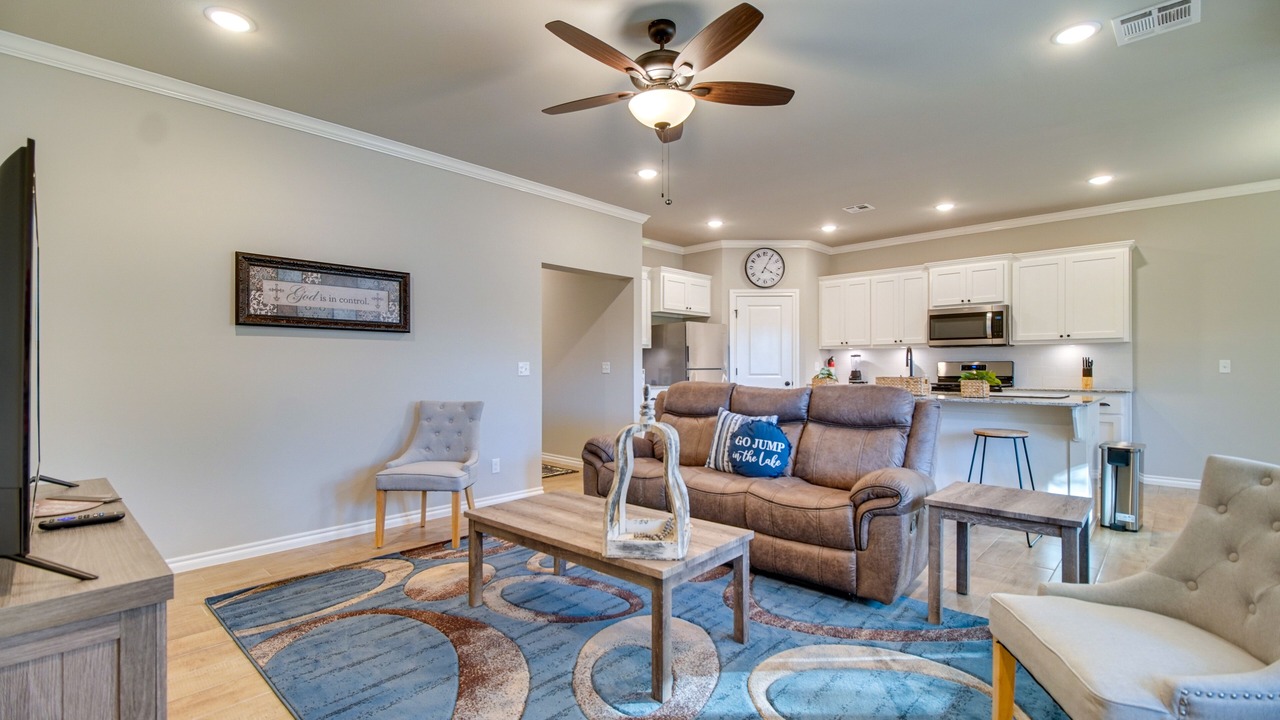 Photo of Livingroom in Grove