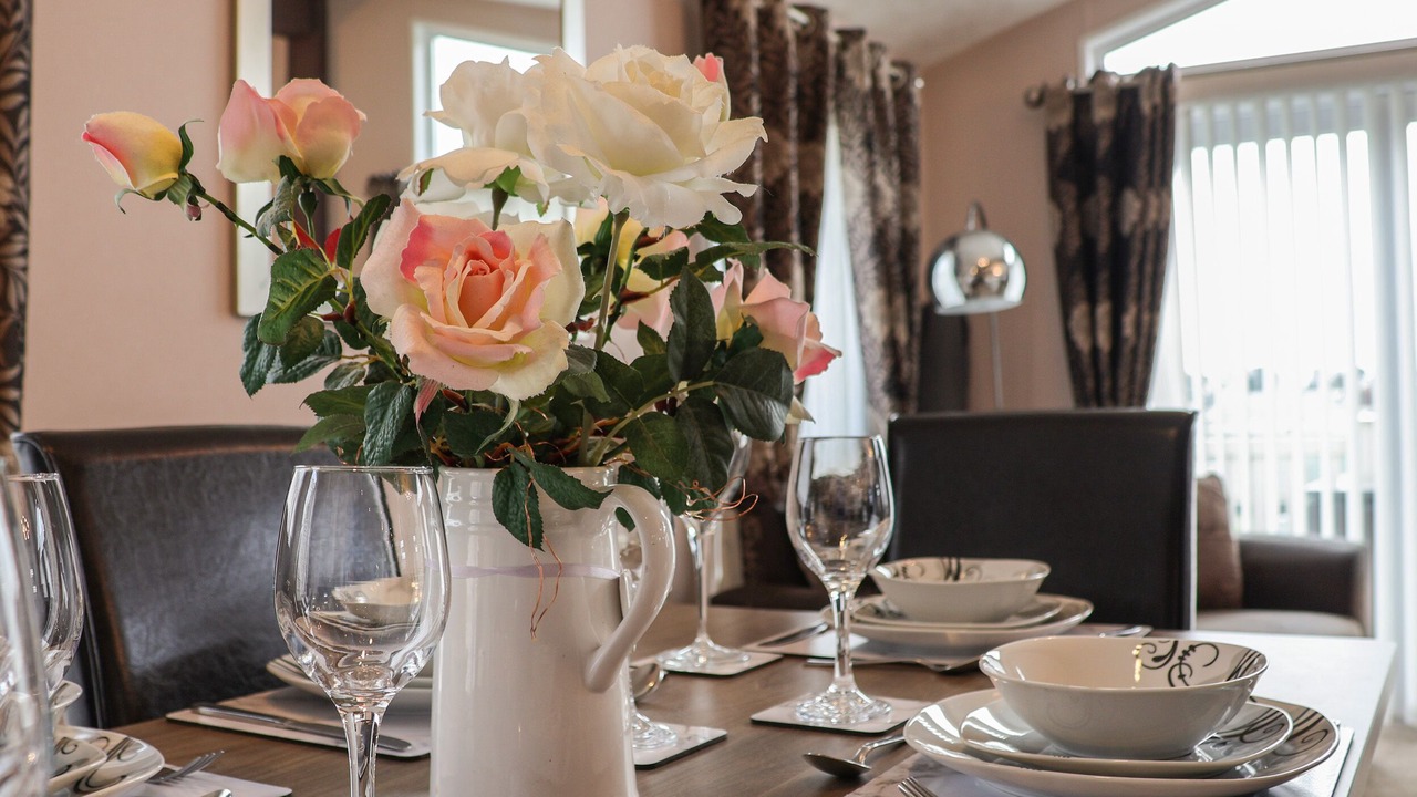 Photo of Others in Cayton Bay