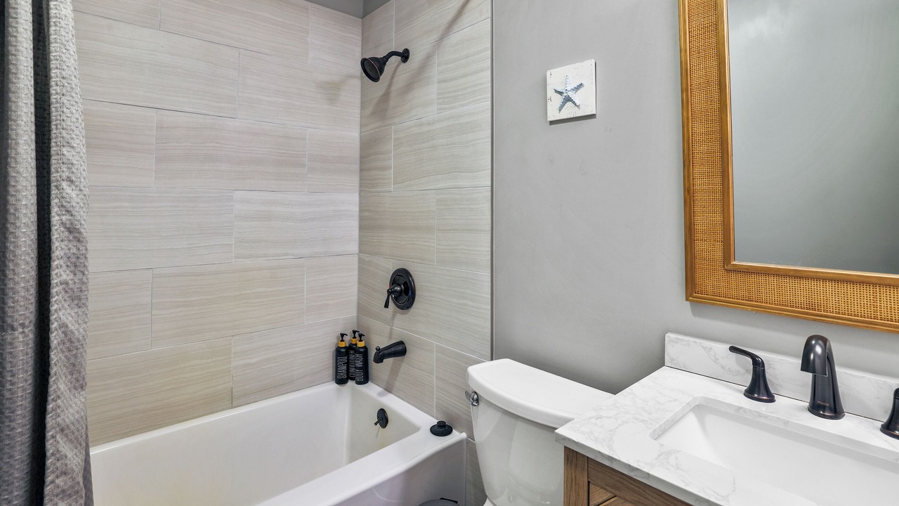 Photo of Bathroom in Hillsmere Shores