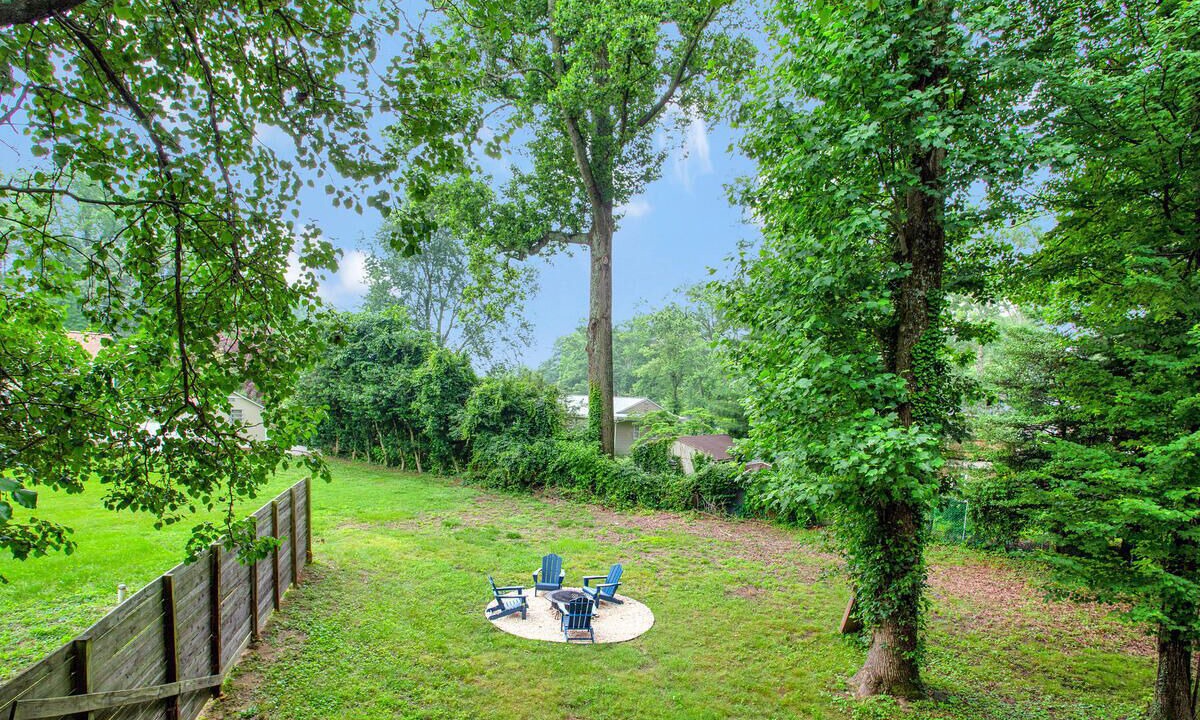 Photo of Outdoor in Hillsmere Shores