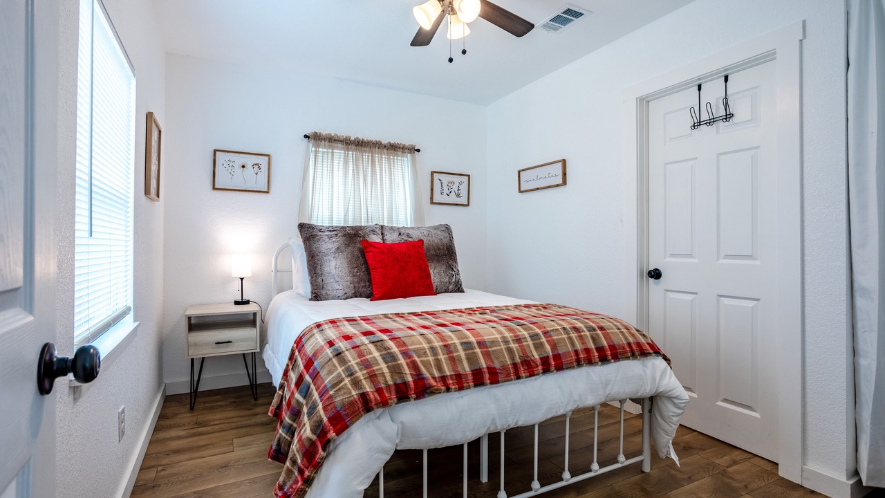 Photo of Bedroom in Valley Mills